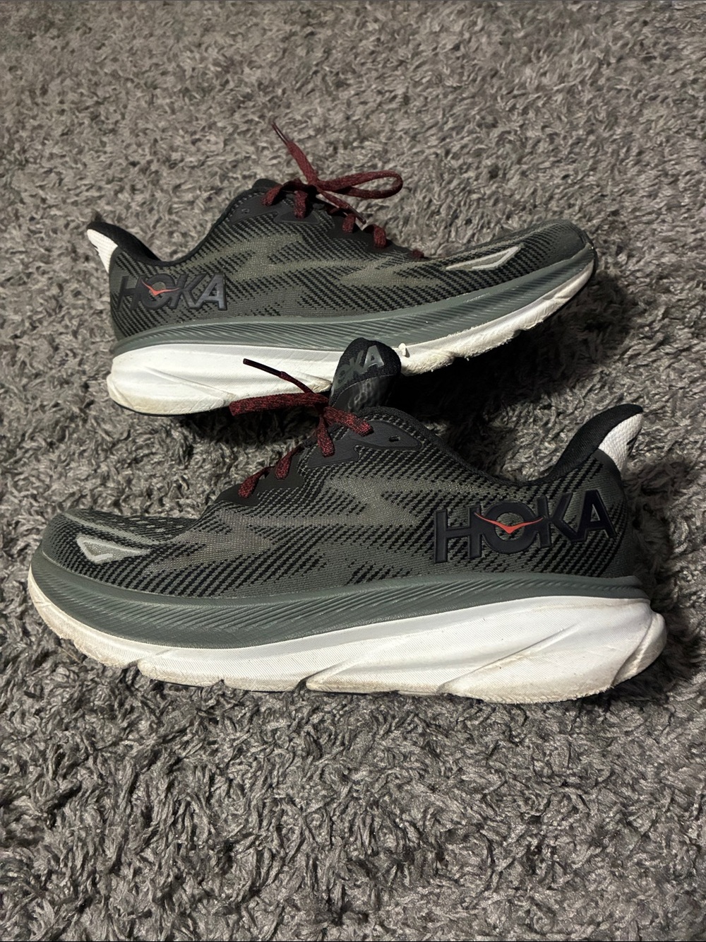 Hoka Clifton 9